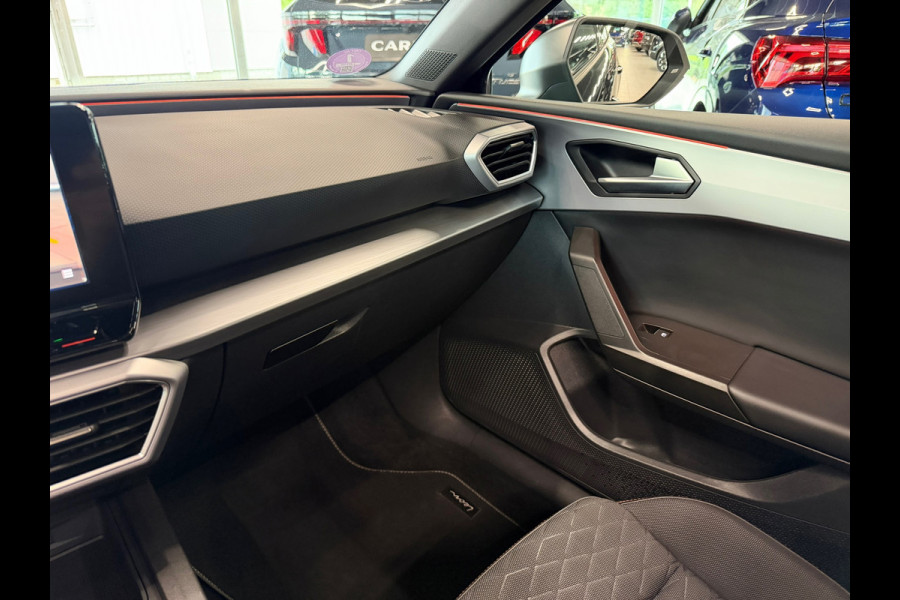 Seat Leon Sportstourer 1.4 TSI eHybrid PHEV FR Business | Navigatie | Clima | Panoramadak | Cruise | Camera | Trekhaak | 18"