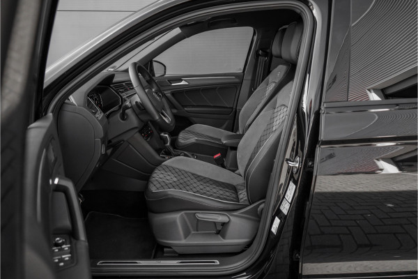 Volkswagen Tiguan 1.4 TSI eHybrid R-Line 360° Black Pack 20" Stoel en Stuurwielverw