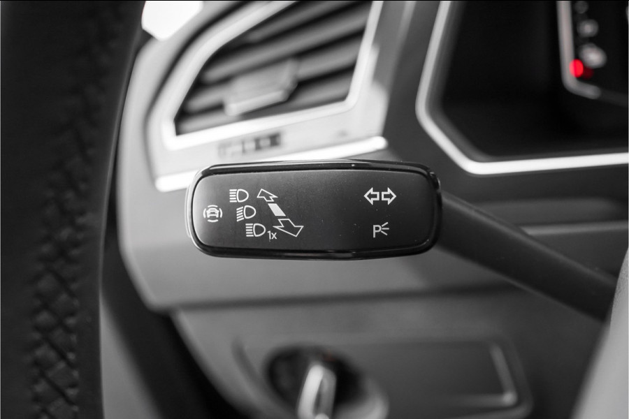 Volkswagen Tiguan 1.4 TSI eHybrid R-Line 360° Black Pack 20" Stoel en Stuurwielverw