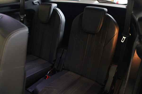 Peugeot 5008 1.2 PureTech Blue Lease GT pano