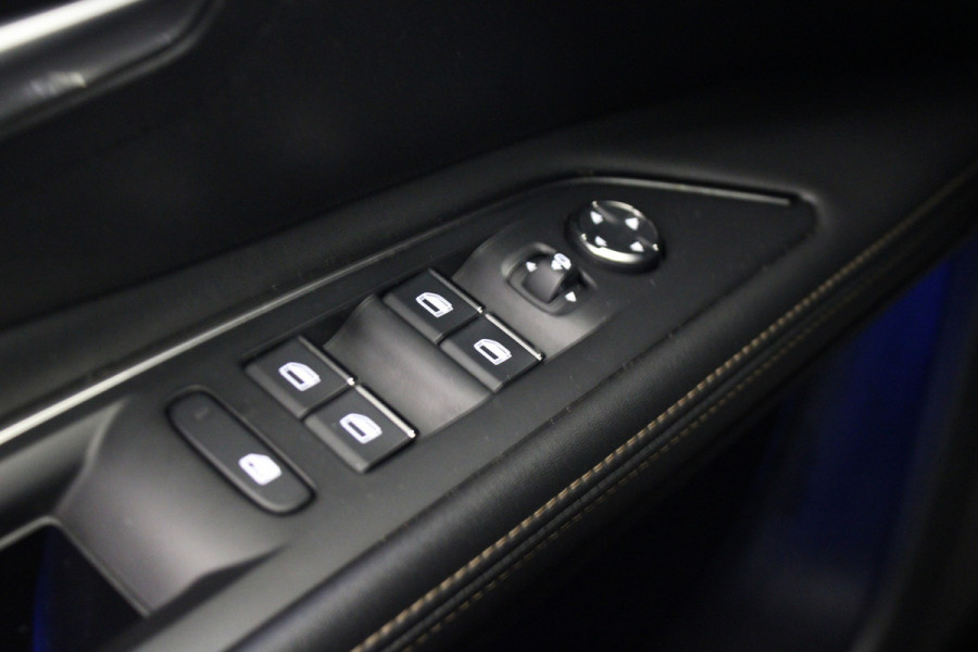 Peugeot 5008 1.2 PureTech Blue Lease GT pano