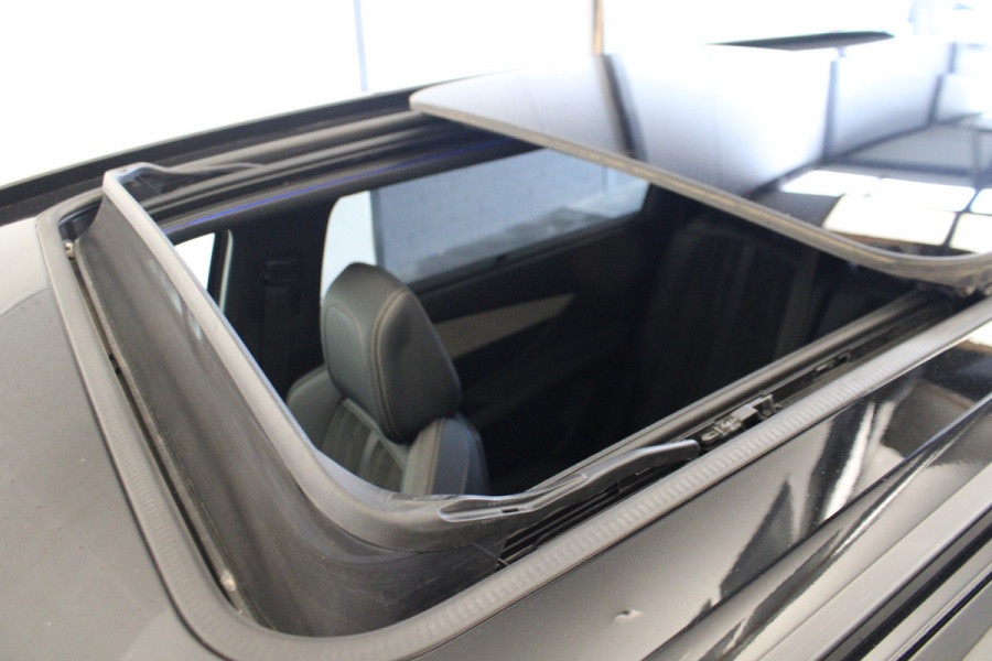 Peugeot 5008 1.2 PureTech Blue Lease GT pano