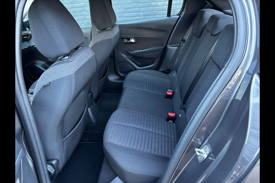Peugeot 208 1.2 PureTech Active Pack|CARPLAY| PDC | NAVI | CRUISE | NWE APK
