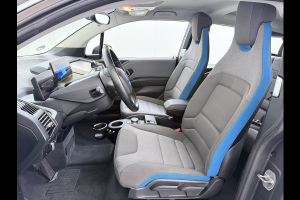 BMW i3 Executive Edition 120Ah 42kWh SOH 94% Warmtepomp Two-Tone Camera Navi-Pro Stoelverwarming Ecc Cruise Control Pdc Lmv 19" Isofix DAB Bluetooth Led Comfort pack advance Origineel Nederlandse Auto