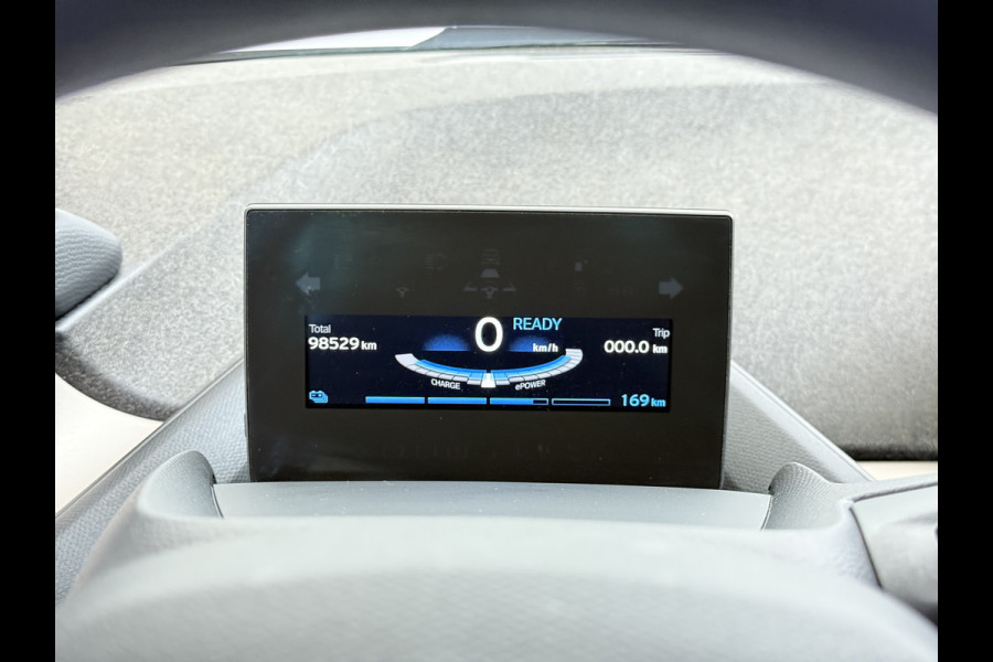 BMW i3 Executive Edition 120Ah 42kWh SOH 94% Warmtepomp Two-Tone Camera Navi-Pro Stoelverwarming Ecc Cruise Control Pdc Lmv 19" Isofix DAB Bluetooth Led Comfort pack advance Origineel Nederlandse Auto