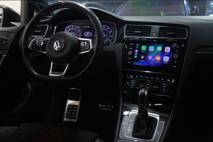 Volkswagen Golf 2.0 TSI GTI TCR /PANO/CARPLAY/CAM/KEYLESS/ACC/LANEASSIST/VOL