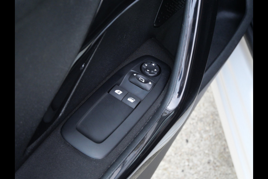 Peugeot 208 1.2 PURETECH BLUE LION | 5-DRS | CARPLAY | ALL-SEASON | CRUISE | RIEM V.V.!!