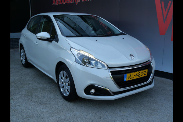 Peugeot 208 1.2 PURETECH BLUE LION | 5-DRS | CARPLAY | ALL-SEASON | CRUISE | RIEM V.V.!!
