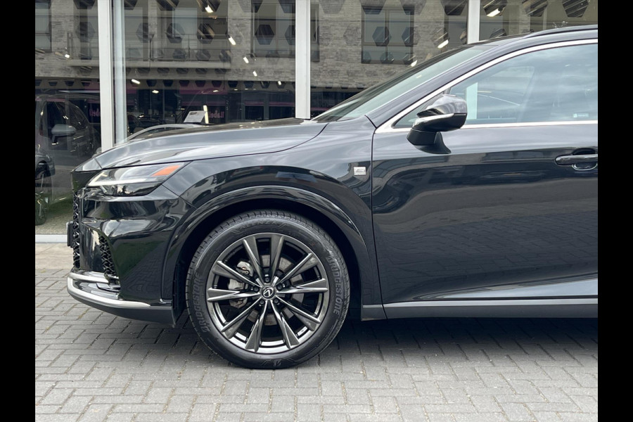 Lexus RX 450h+ AWD F Sport Design | Eerste eigenaar, Trekhaak, Leer, 21 inch, Stoelventilatie, Stuurverwarming, Geheugenfunctie, Head up