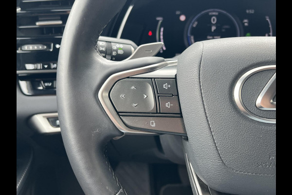 Lexus RX 450h+ AWD F Sport Design | Eerste eigenaar, Trekhaak, Leer, 21 inch, Stoelventilatie, Stuurverwarming, Geheugenfunctie, Head up