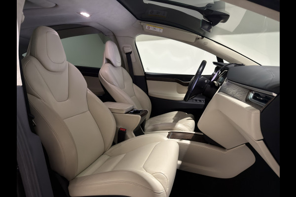 Tesla Model X 75D Base | Trekhaak | Keyless | Luxe Leder interieur |