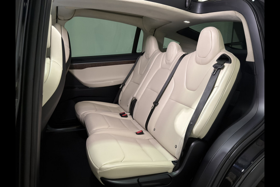 Tesla Model X 75D Base | Trekhaak | Keyless | Luxe Leder interieur |