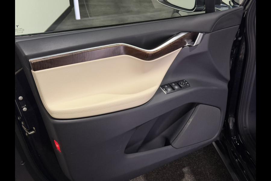 Tesla Model X 75D Base | Trekhaak | Keyless | Luxe Leder interieur |