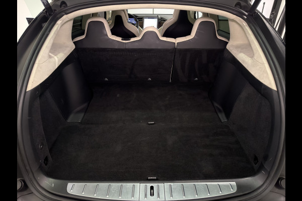 Tesla Model X 75D Base | Trekhaak | Keyless | Luxe Leder interieur |