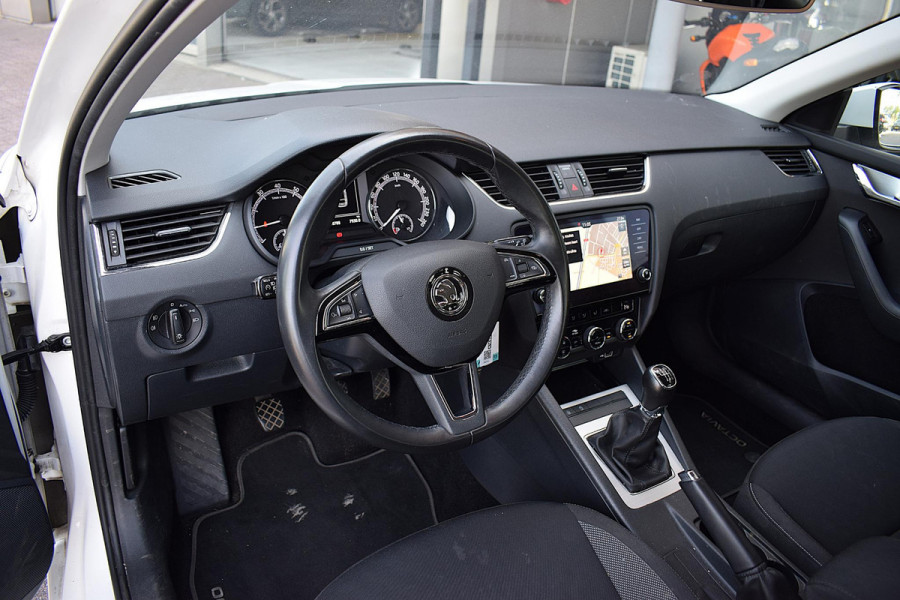 Škoda Octavia Combi 1.0 TSI Greentech Business Edition | Apple CarPlay | Climate | Cruise