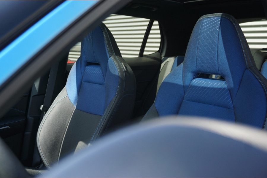 Lynk & Co 01 262PK PHEV AUTOM. | 19.363KM! | PANO | 1800KG TREKGEWICHT