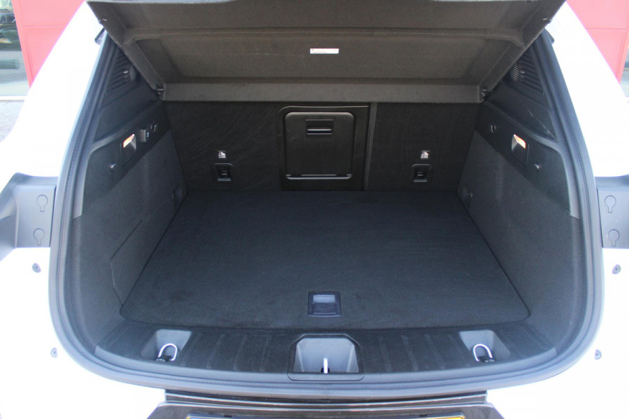 Alfa Romeo Tonale PHEV 280PK VELOCE | PANORAMISCH SCHUIF/KANTEL DAK | PREMIUM PACK: LEDEREN BEKLEDING/GEVENTILEERDE VOORSTOELEN/4-VOUDIG ELEKTRISCH VERSTELBARE LENDESTEUN VOORSTOELEN/HOOGGLANS ZWARTE RAAMOMLIJSTING/AMBIENT LIGHTING | TECHNOLOGY PACK: PARKEERWAARSCHUWING VOOR EN ACHTER/360° CAMERA/AUTOMATISCH INPARKEREN/ AUTONOMOUS DRIVING LEVEL 2: ADAPTIVE CRUISE CONTROL/LANE CENTERING ASSIST/TRAFFIC JAM ASSIST DODEHOEK DETECTIE AUTOMATISCH DIMMENDE BUITENSPIEGELS ELEKTRISCH BEDIENBARE ACHTERKLEP | WINTERPACK: STOELVERWARMING VOOR/STUURVERWARMING/VERWARMBARE RUITENSPROEIERS | HARMAN KAR