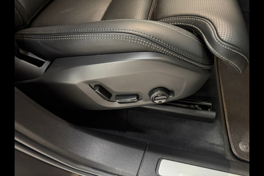 Volvo XC60 2.0 T6 Plug-in hybrid AWD Plus Bright*360 Camera*stoelverwarming*Pano*BOMVOL*