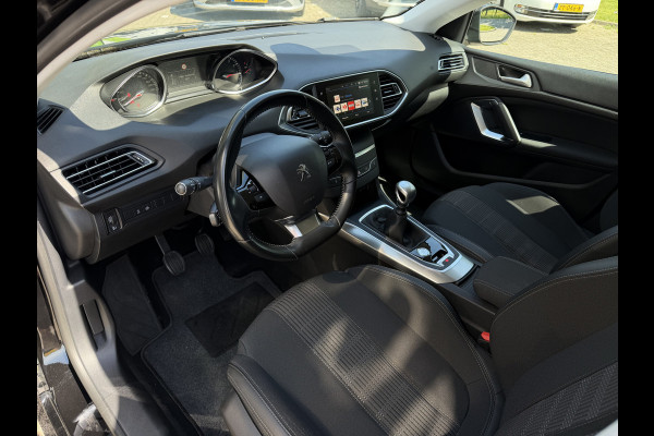Peugeot 308 Allure / Carplay / Keyless / Cruise / Parkeersensoren V+A / Navi / 16''
