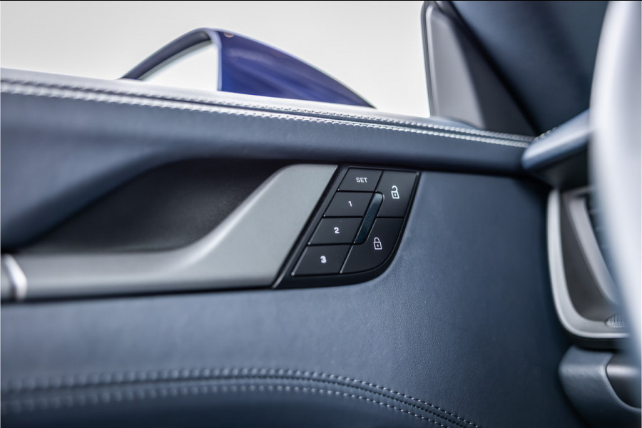 Porsche 911 3.0 Carrera - Sport Chrono + | Bose | Stoelkoeling | Memory | 360 Camera