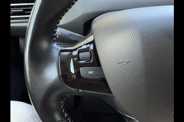 Peugeot 308 Allure / Carplay / Keyless / Cruise / Parkeersensoren V+A / Navi / 16''
