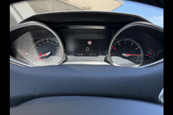 Peugeot 308 Allure / Carplay / Keyless / Cruise / Parkeersensoren V+A / Navi / 16''