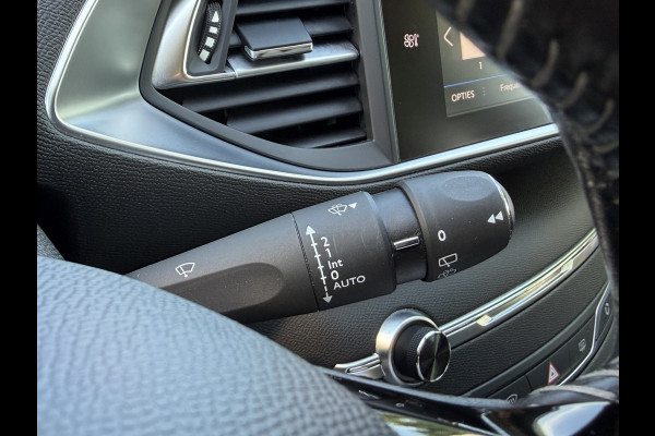 Peugeot 308 Allure / Carplay / Keyless / Cruise / Parkeersensoren V+A / Navi / 16''