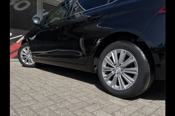 Peugeot 308 Allure / Carplay / Keyless / Cruise / Parkeersensoren V+A / Navi / 16''