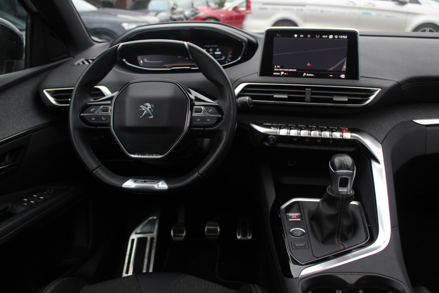 Peugeot 3008 1.2 PureTech Blue Lease Premium / Camera / Navigatie / Keyless / 19'' / Dodehoek / CarPlay / DAB / Cruise Control / LED Koplampen