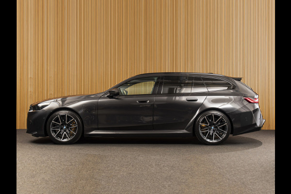 BMW M5 TOURING KERAMISCH | M DRIVER‘S PACK | PANO | B&W