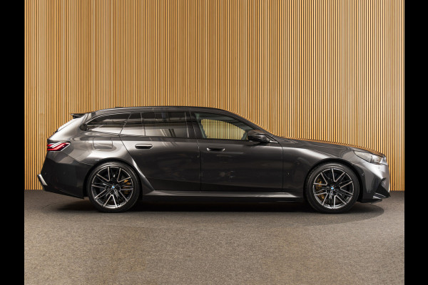 BMW M5 TOURING KERAMISCH | M DRIVER‘S PACK | PANO | B&W
