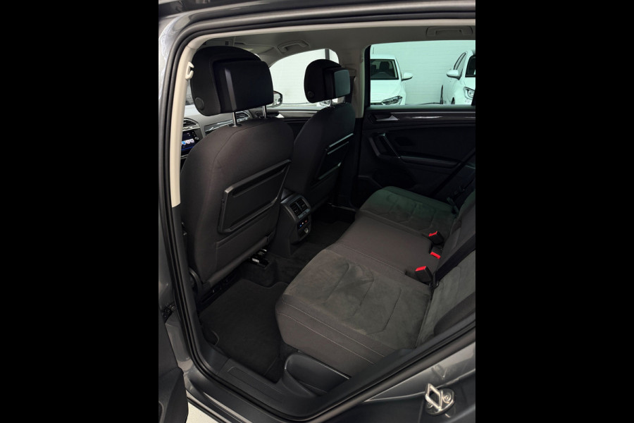 Volkswagen Tiguan 2.0 TSI 4Motion Highline Trekhaak CarPlay