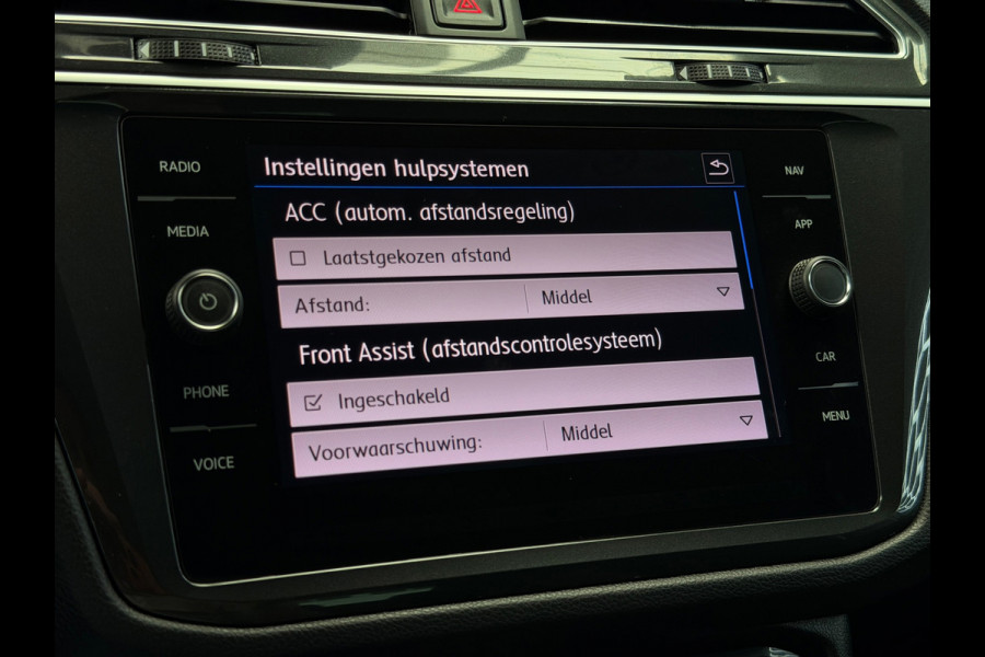 Volkswagen Tiguan 2.0 TSI 4Motion Highline Trekhaak CarPlay