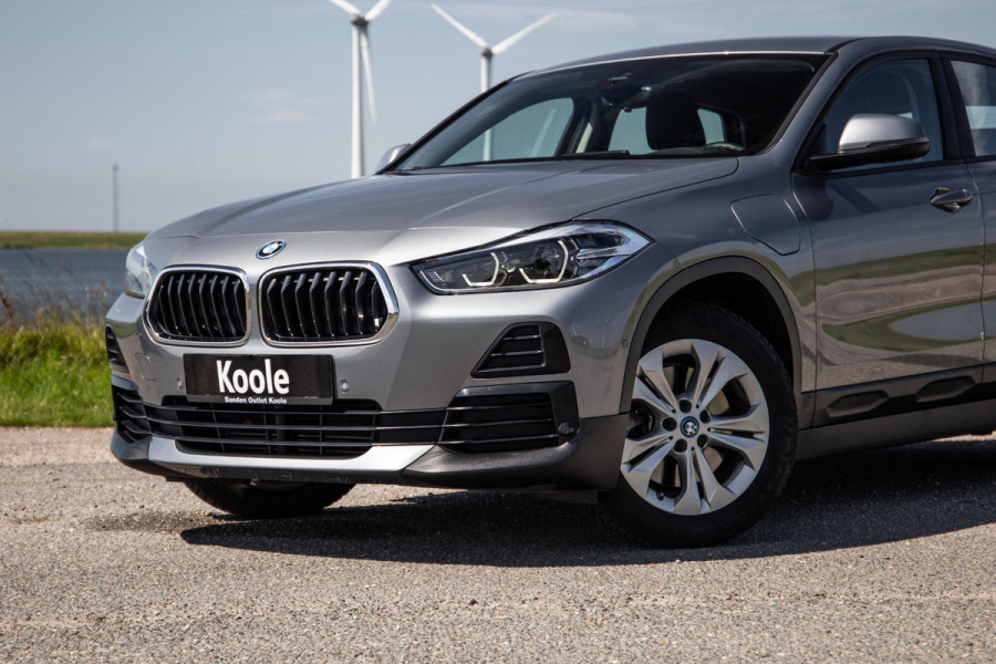 BMW X2 xDrive25e Executive CAMERA / LEDER / PLUG IN HYBRID / STOELVERWARMING / DEALER ONDERHOUDEN