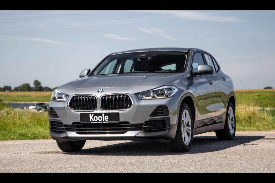 BMW X2 xDrive25e Executive CAMERA / LEDER / PLUG IN HYBRID / STOELVERWARMING / DEALER ONDERHOUDEN