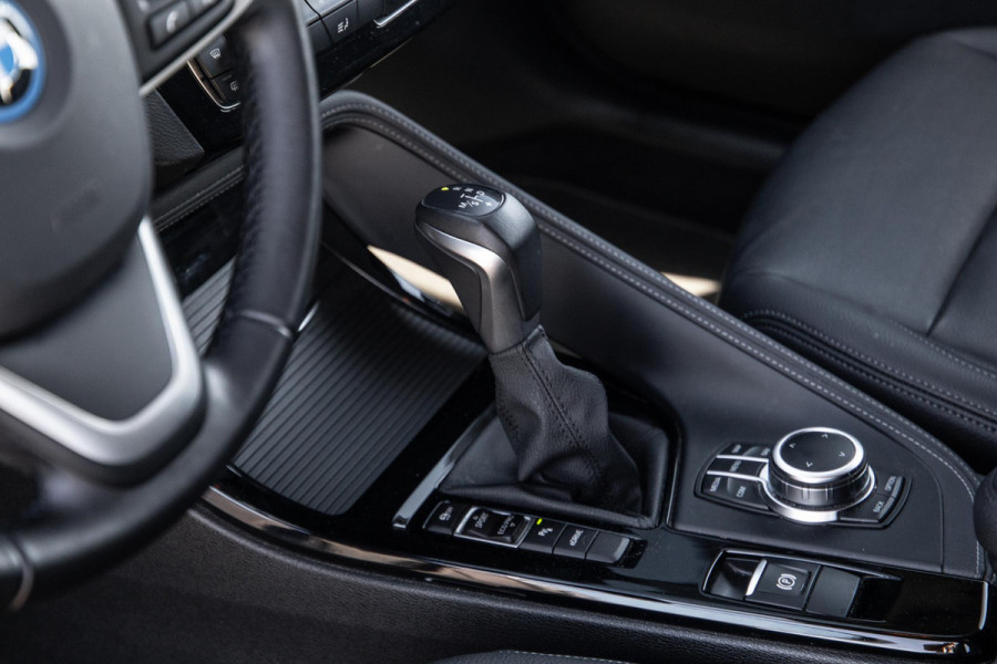 BMW X2 xDrive25e Executive CAMERA / LEDER / PLUG IN HYBRID / STOELVERWARMING / DEALER ONDERHOUDEN