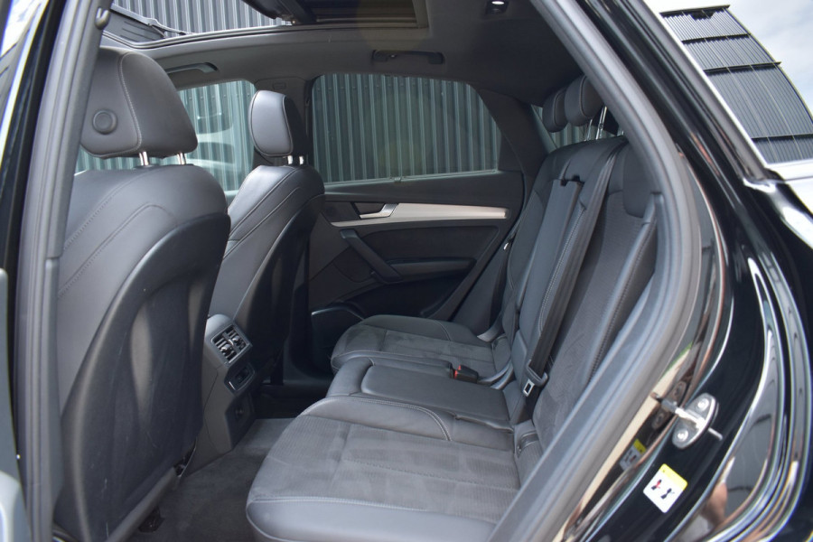Audi Q5 Sportback 50 TFSI e S-Line Competition Black Optic | PANO | SQ5 | DEALER | 1E EIG | ADAPT. CRUISE | VIRTUAL