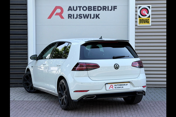 Volkswagen Golf 1.5 TSI Highline Business R Virtual/AppleCarPlay