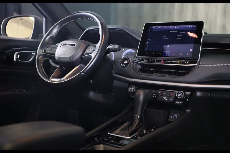 Jeep Compass 1.3T S / AUT / Navi / Acc / Lane Assist / Dode Hoek / Leder / Memory / 360 Camera / Elek Stoelen / Led / Pdc / 19 Inc