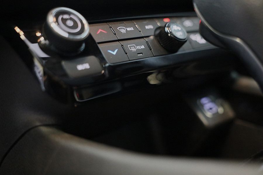 Jeep Compass 1.3T S / AUT / Navi / Acc / Lane Assist / Dode Hoek / Leder / Memory / 360 Camera / Elek Stoelen / Led / Pdc / 19 Inc