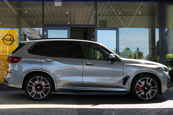 BMW X5 xDrive50e M-Sport Pro | Vierwielbesturing | H&K | Cognac Interior | Panoramadak | Trekhaak | Luchtvering