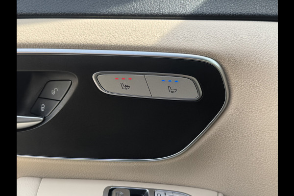 Mercedes-Benz V-Klasse 300d Lang AMG Burmester Stoelkoeling M-bux 360 Camera Trekhaak Adaptieve Cruise