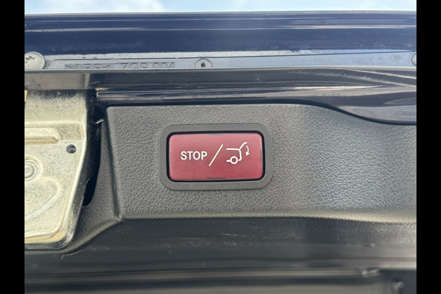 Mercedes-Benz V-Klasse 300d Lang AMG Burmester Stoelkoeling M-bux 360 Camera Trekhaak Adaptieve Cruise