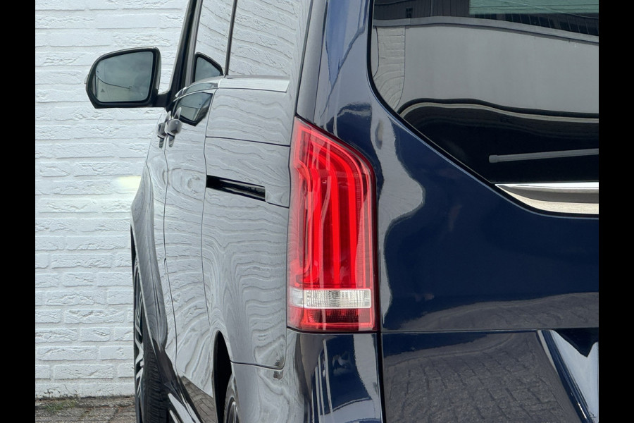 Mercedes-Benz V-Klasse 300d Lang AMG Burmester Stoelkoeling M-bux 360 Camera Trekhaak Adaptieve Cruise
