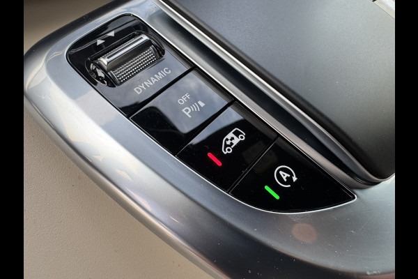 Mercedes-Benz V-Klasse 300d Lang AMG Burmester Stoelkoeling M-bux 360 Camera Trekhaak Adaptieve Cruise