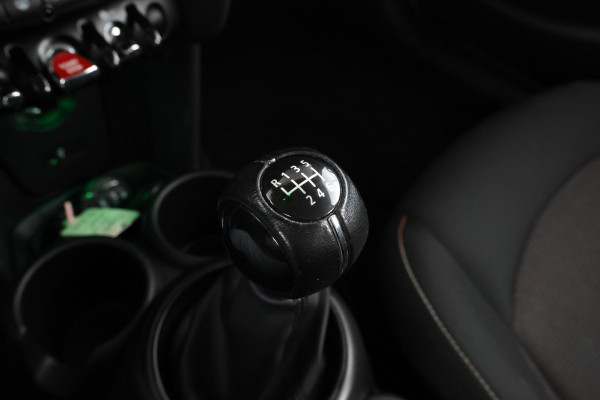MINI 5-deurs 1.5 One Pepper