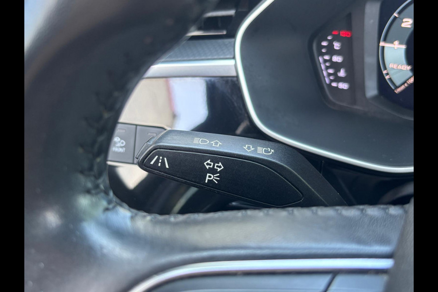 Audi Q3 35 TFSI Pro Line | Stoelverwarming | Dodehoek Detectie | Parkeersensoren | Sportstoelen