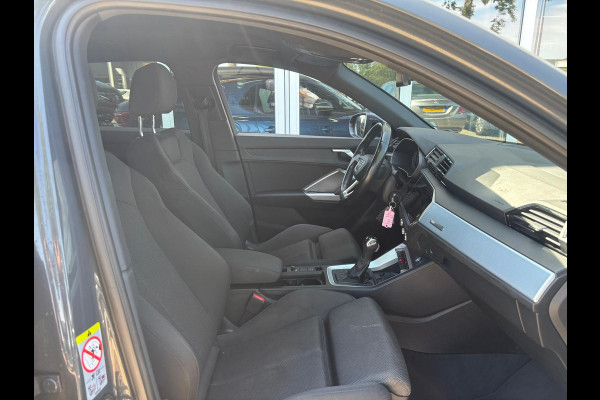 Audi Q3 35 TFSI Pro Line | Stoelverwarming | Dodehoek Detectie | Parkeersensoren | Sportstoelen