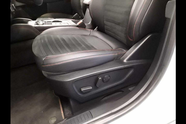 Ford Kuga 2.5 PHEV ST-Line X | 82500 KM | Trekhaak | Winterpack | Driver pack | Technology Pack | WORDT VERWACHT!