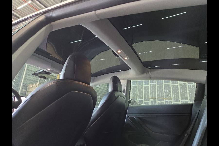 Tesla Model 3 Standard RWD Plus 60 kWh